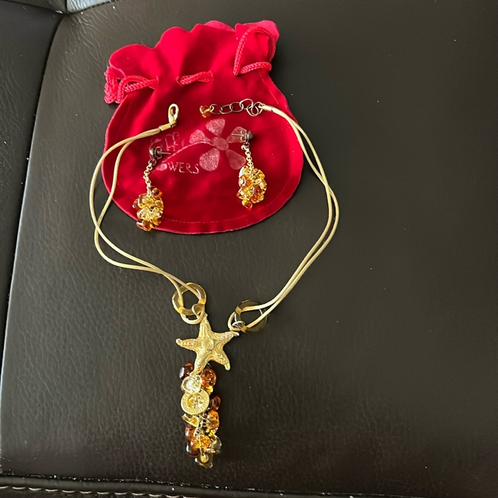 Custom jewelry set, earrings and necklace